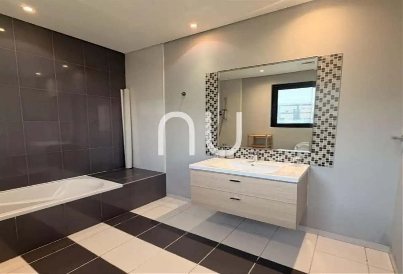 Fantastic Furnished| 3 BrVilla Flora |Damac Hills