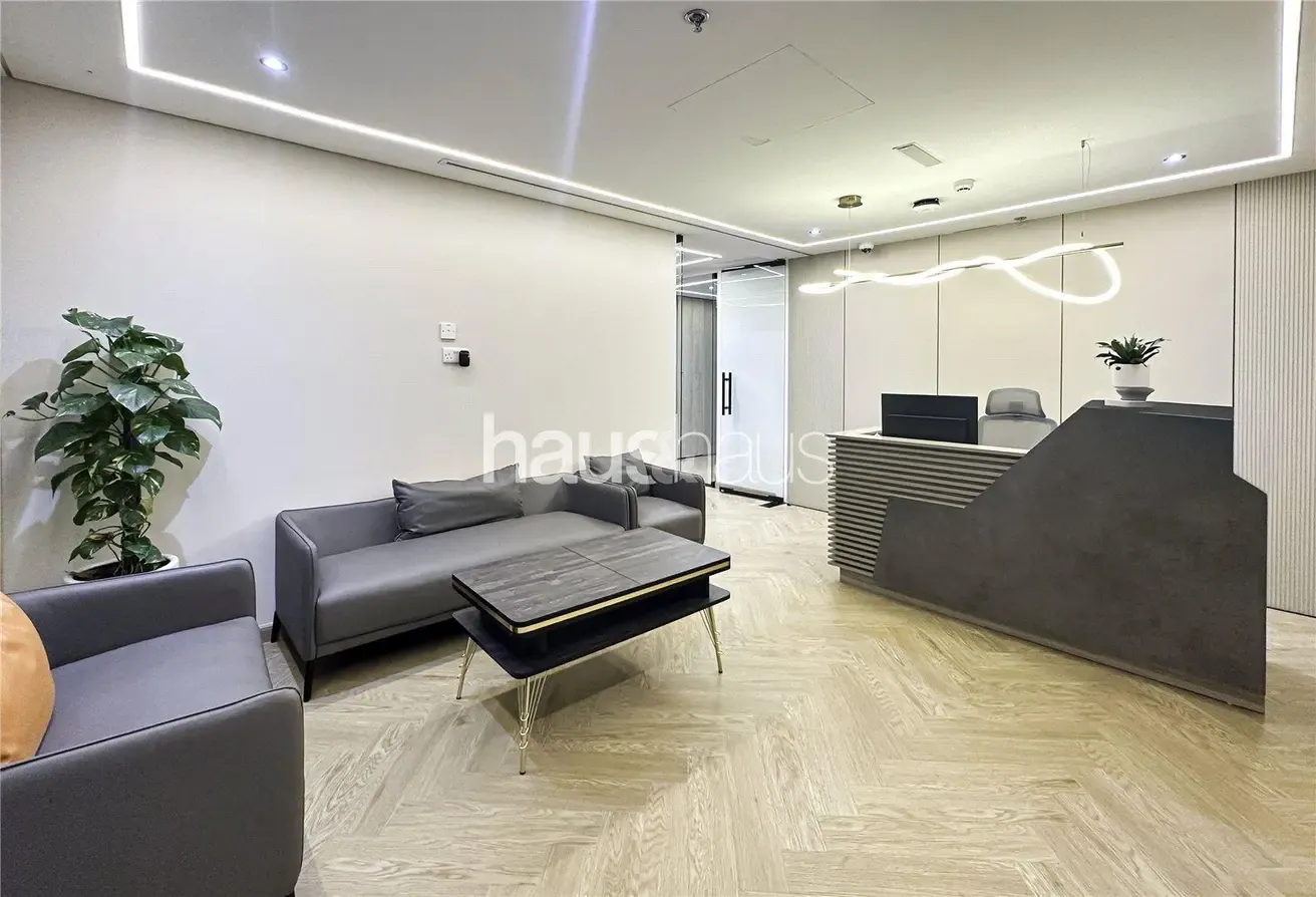 Turnkey Office | 4 Parking Spaces | Premium Fitout
