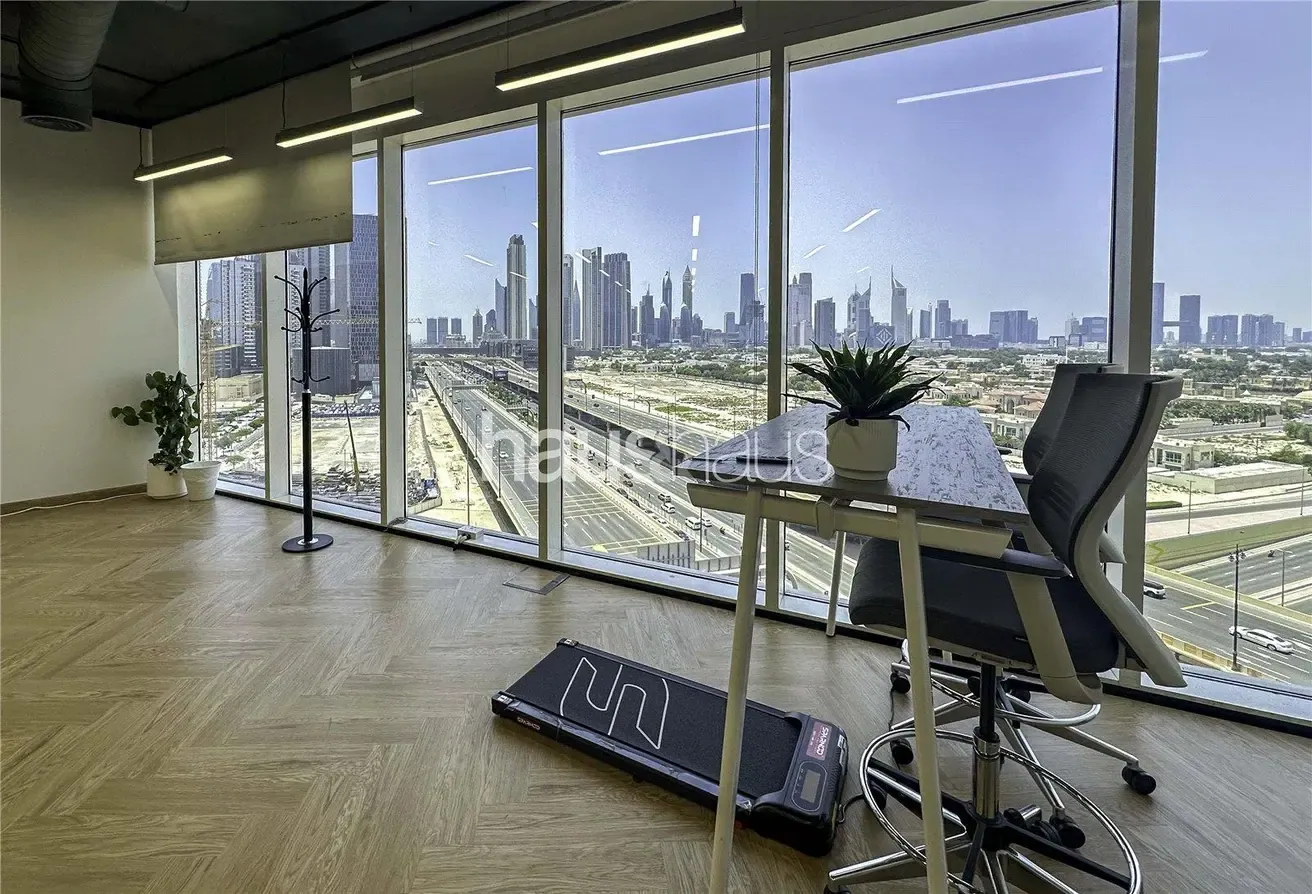 Turnkey Office | 4 Parking Spaces | Premium Fitout
