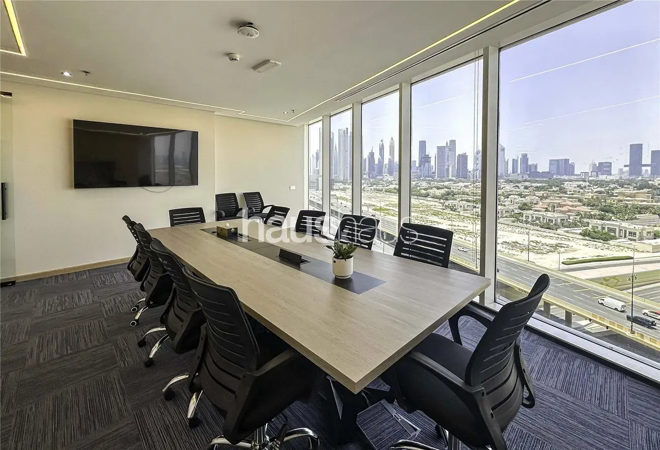 Turnkey Office | 4 Parking Spaces | Premium Fitout