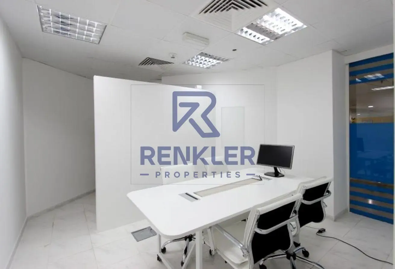 Fitted | Partitioned | Open View | Grade A