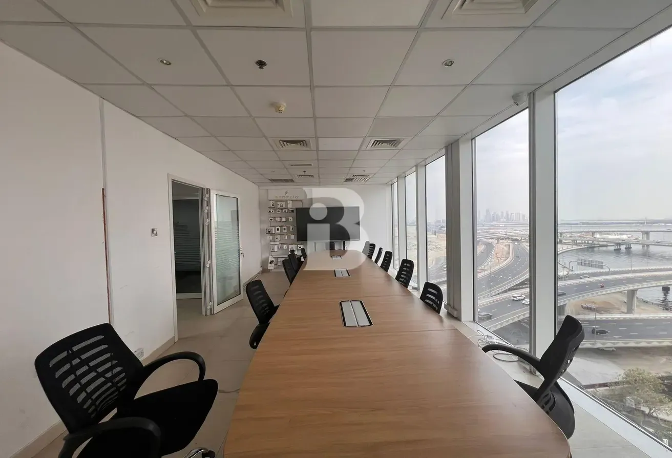 CANAL VIEW OFFICE/ VACANT / PRIME LOCATION