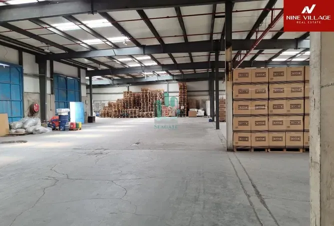 Warehouse in JAFZA for sale
