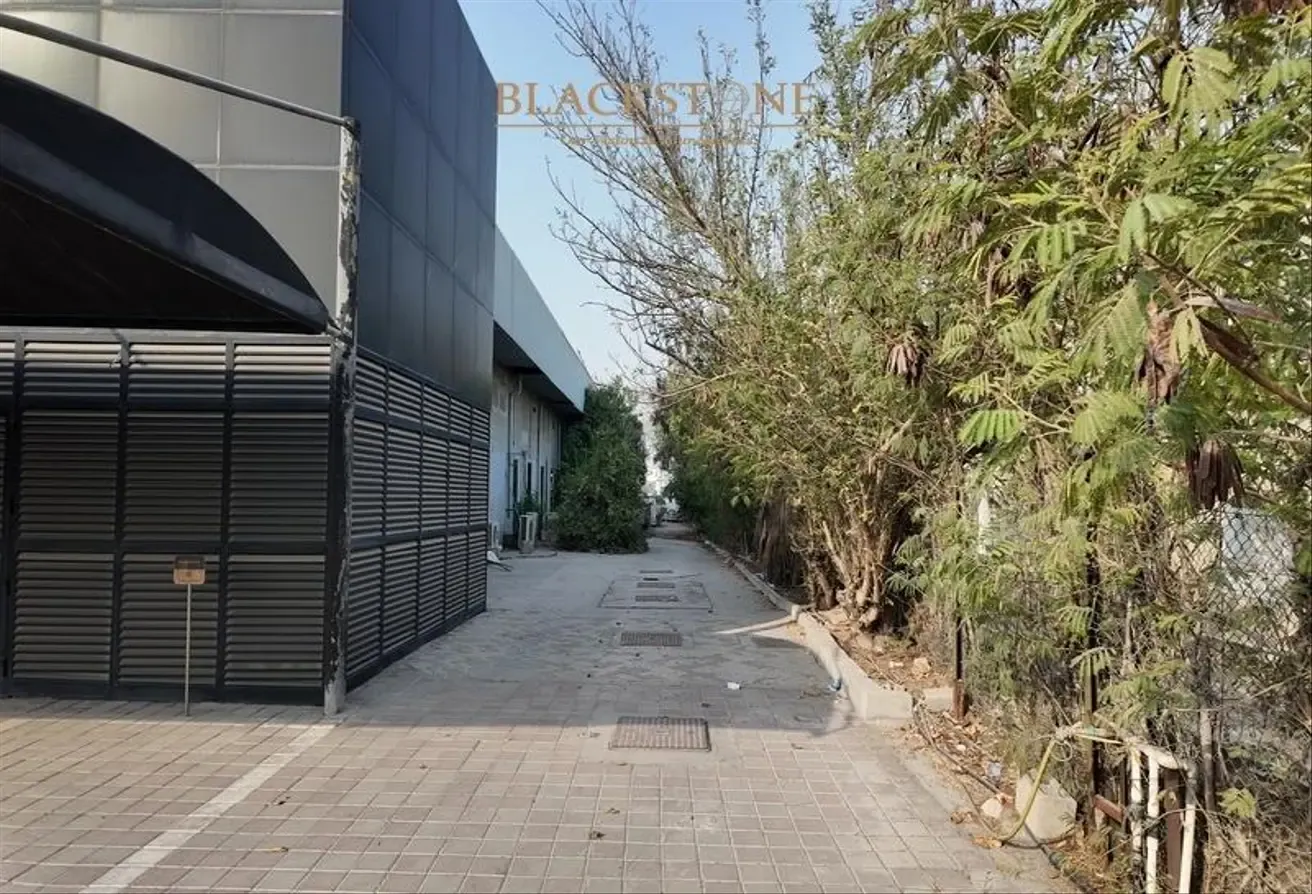 Just Reduced | Standalone Office & Warehouse