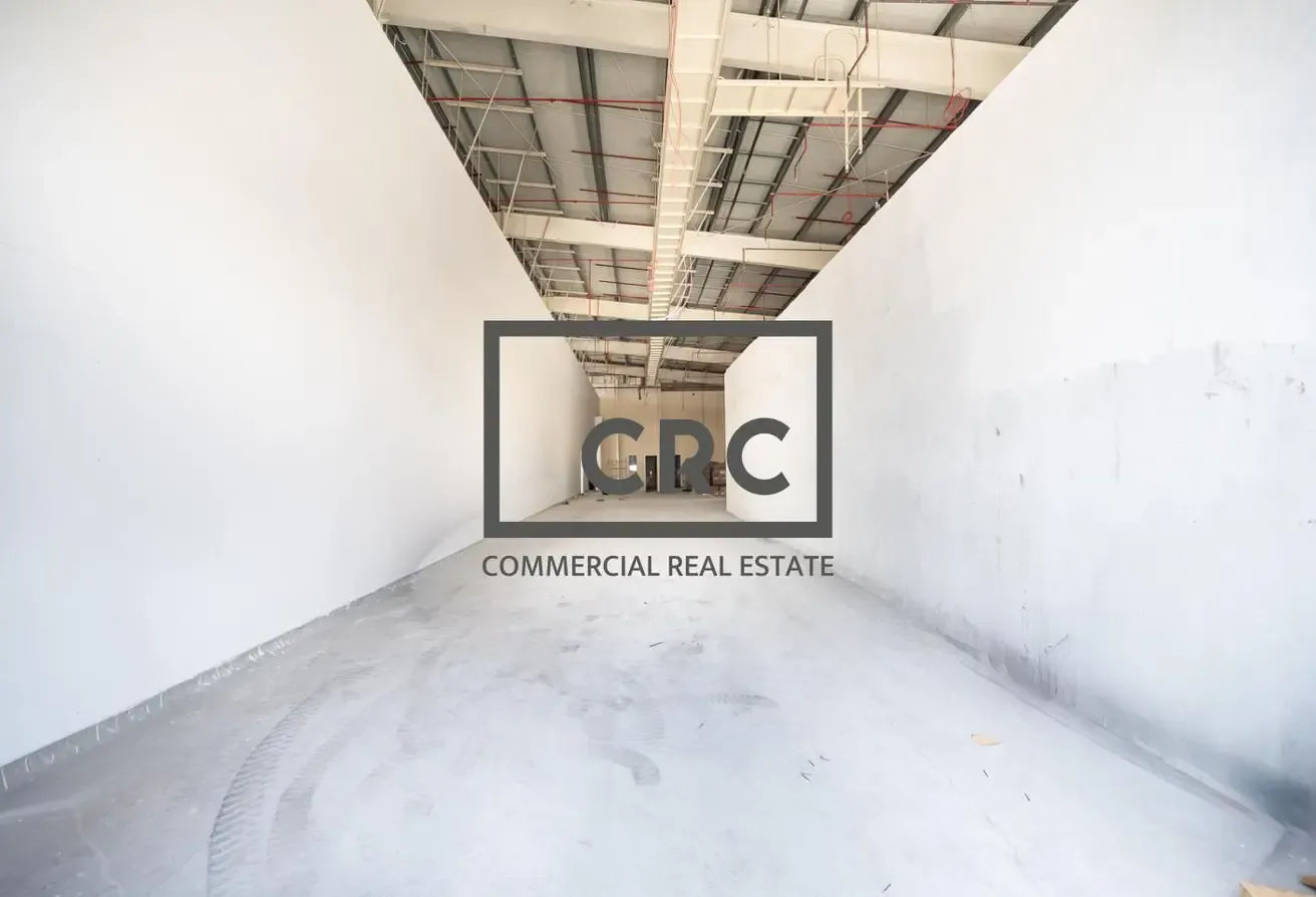 Jebel Ali North | Warehouse cum office |1,500 KW