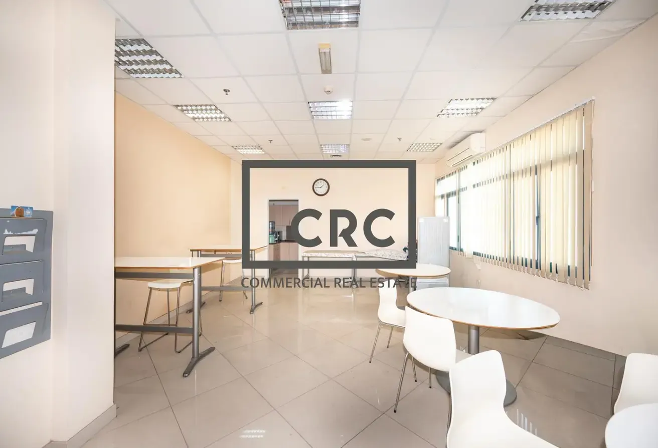 Jebel Ali North | Warehouse cum office |1,500 KW