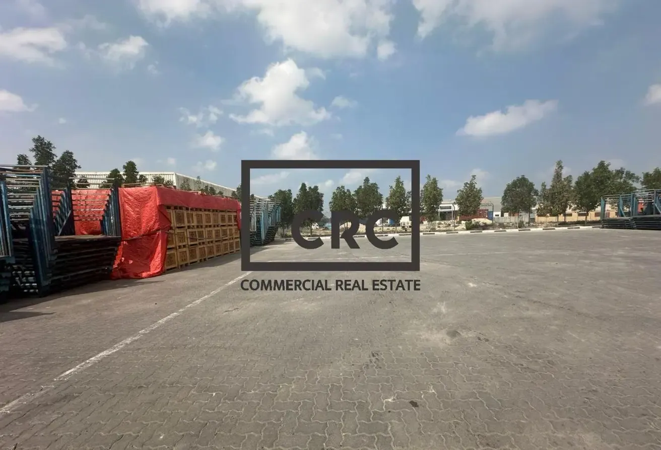 Logistics Warehouse | 4 Loading Bays | Expandable