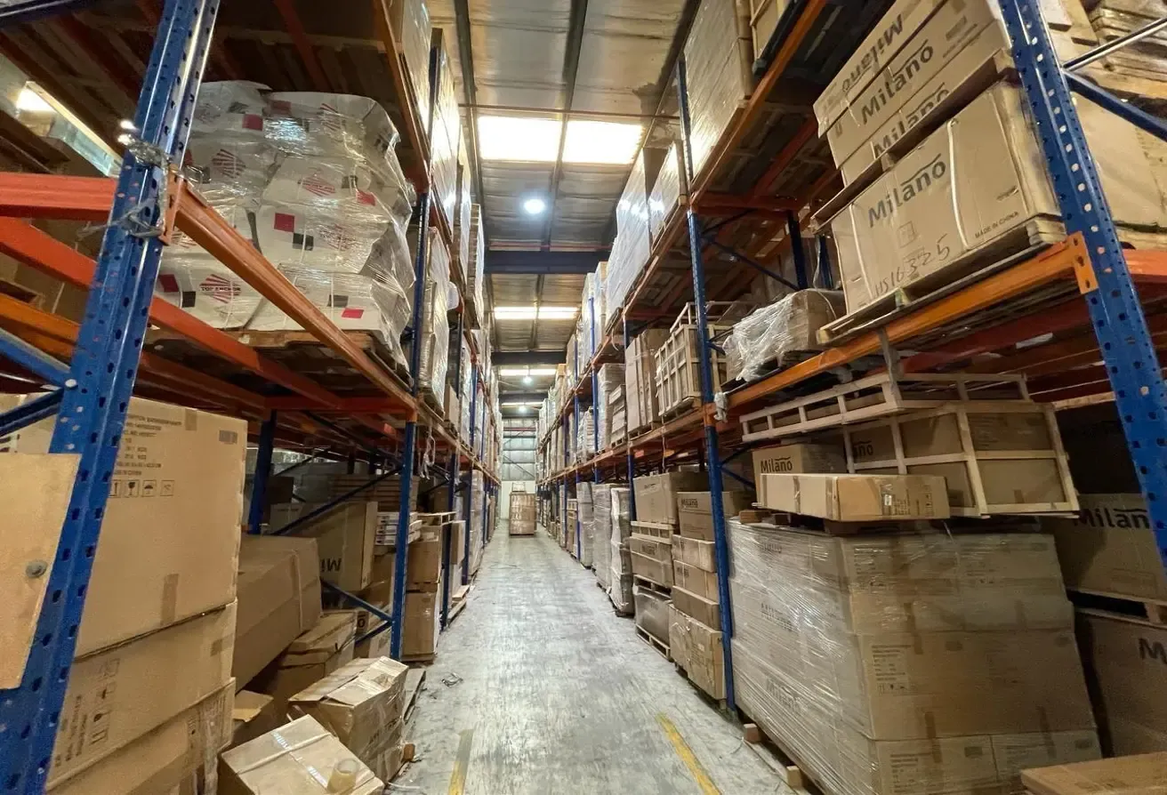 Logistics Warehouse | Fully Racked | Office Space