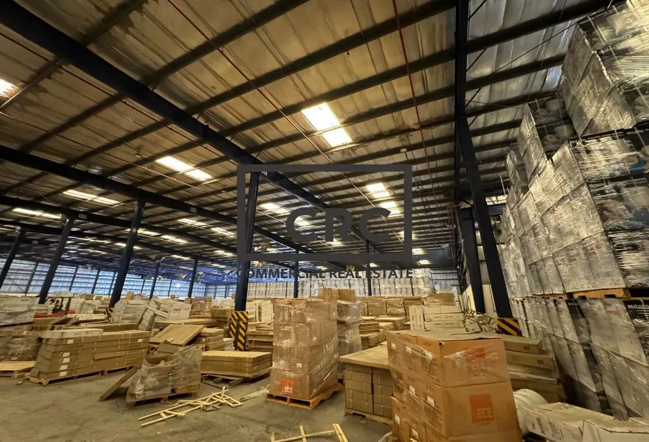 Logistics Warehouse | Fully Racked | Office Space