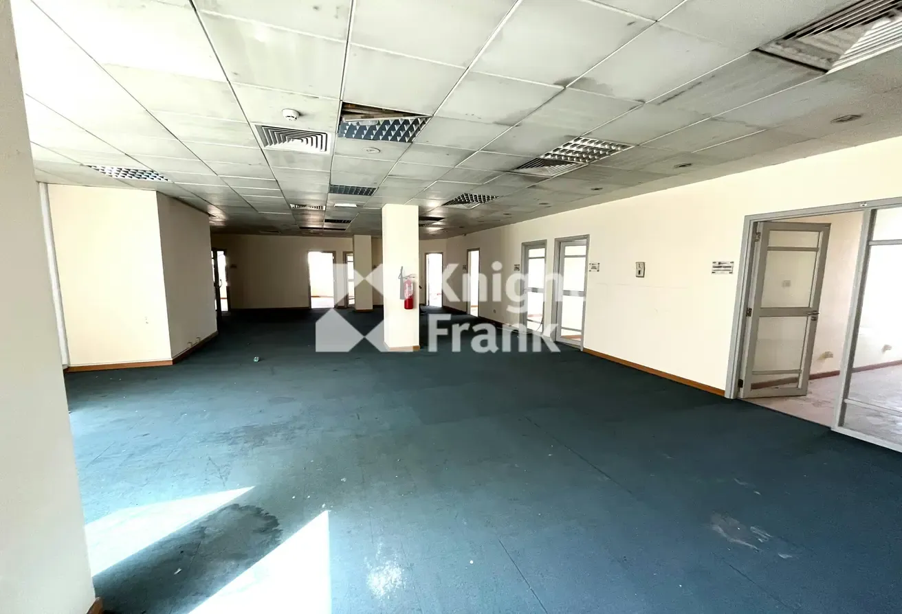 Strategic North Zone Location | Large Office Space