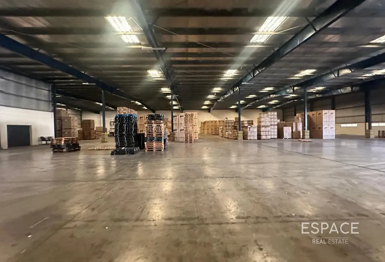 9% Net ROI | Logistics | Tenanted