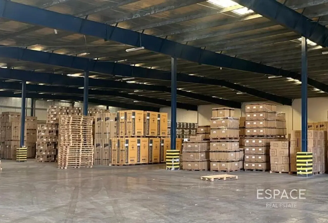 9% Net ROI | Logistics | Tenanted
