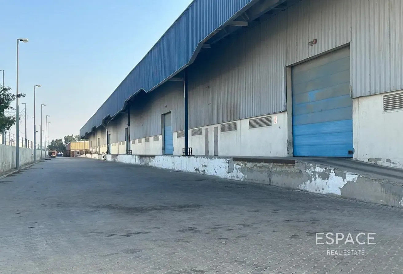 9% Net ROI | Logistics | Tenanted