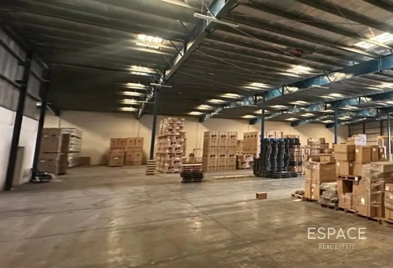 9% Net ROI | Logistics | Tenanted