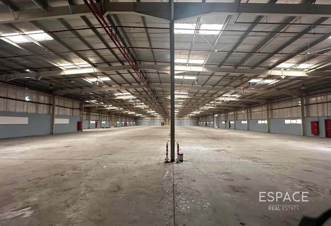270 PSF | 4 Access Doors | 193 KW