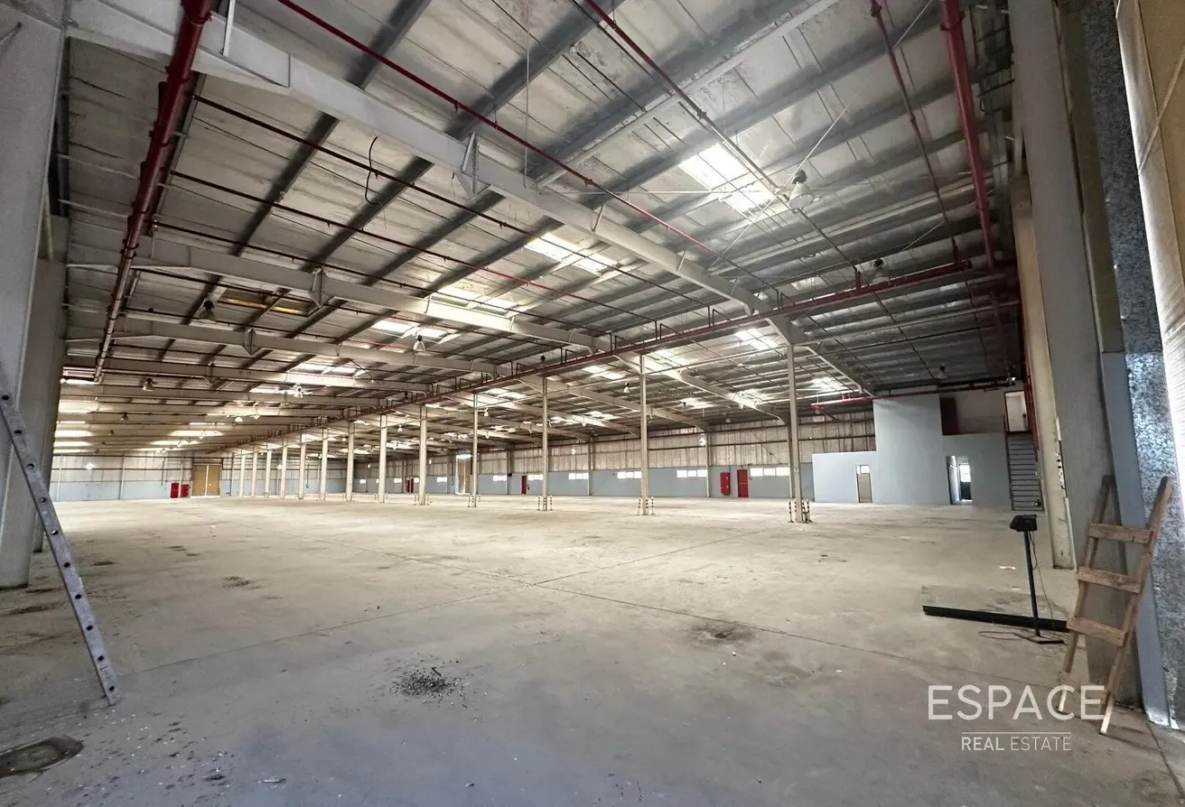 270 PSF | 4 Access Doors | 193 KW