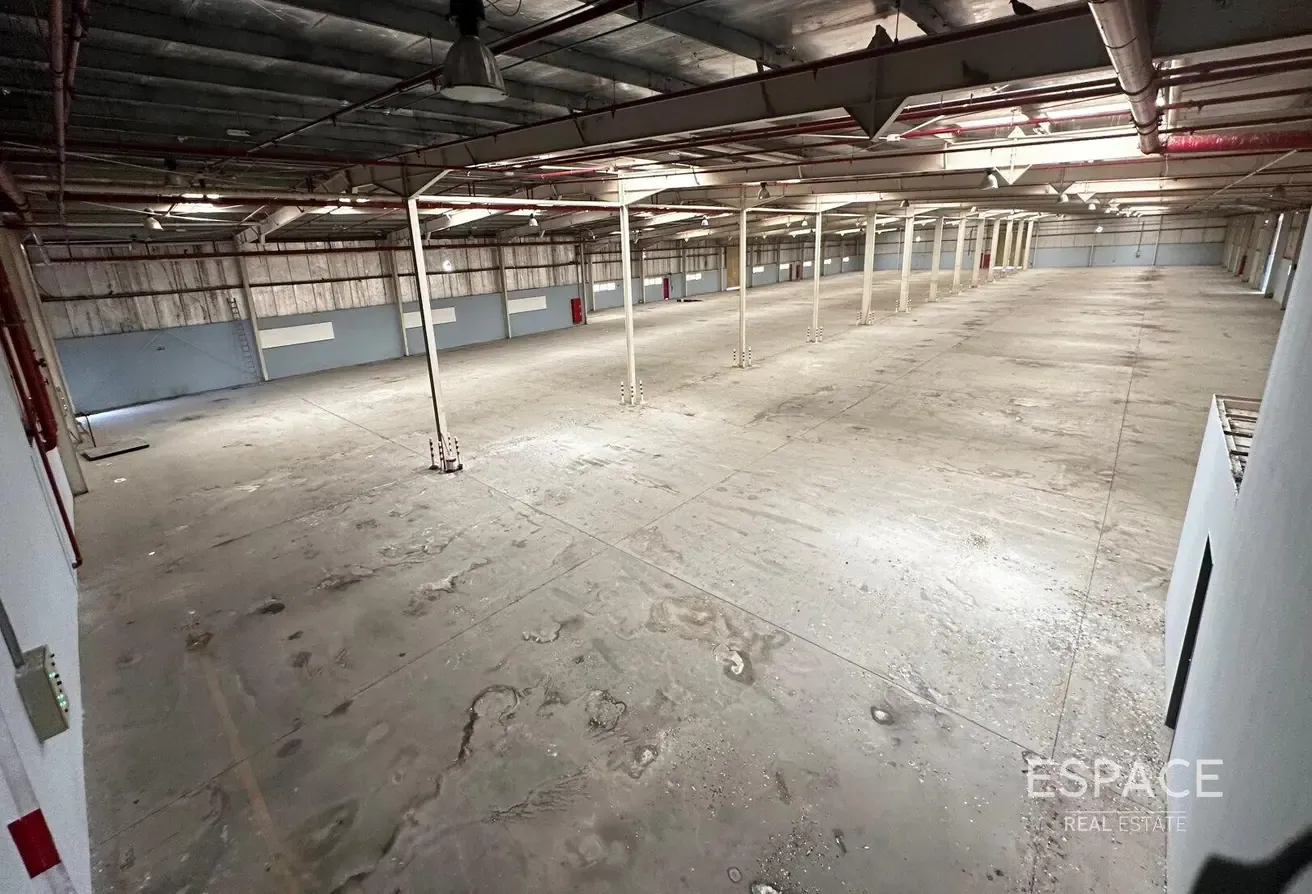 270 PSF | 4 Access Doors | 193 KW