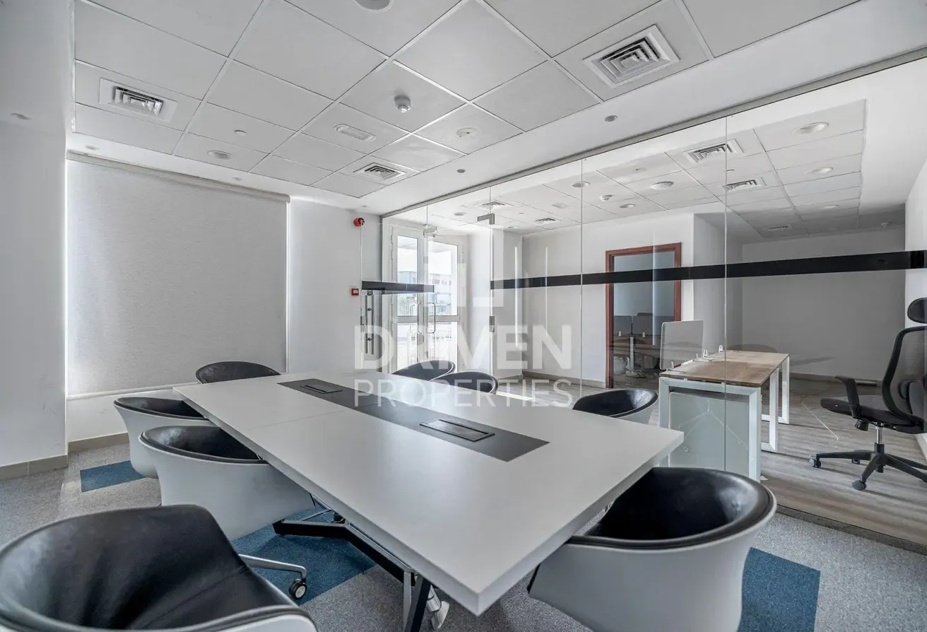 High Quality JAFZA Free Zone Warehouse | Spacious