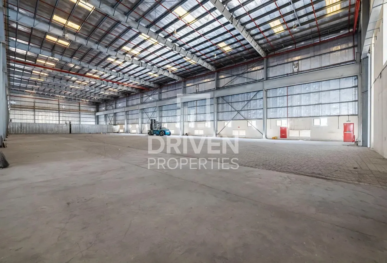 Premium Warehouse | Great Location | Spacious