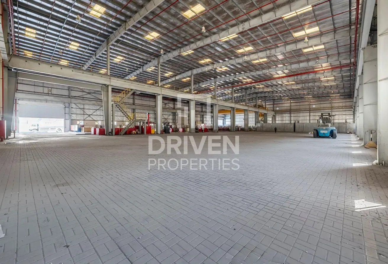 Premium Warehouse | Great Location | Spacious