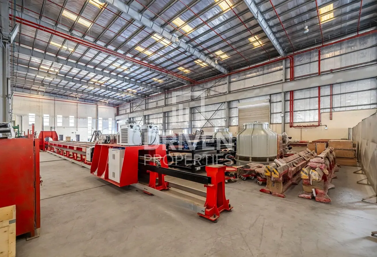 Premium Warehouse | Great Location | Spacious