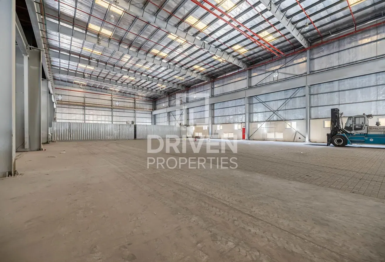 Premium Warehouse | Great Location | Spacious