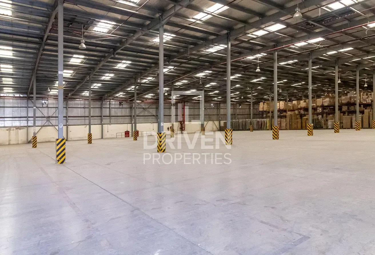 Well-managed Warehouse for Sale in Jafza