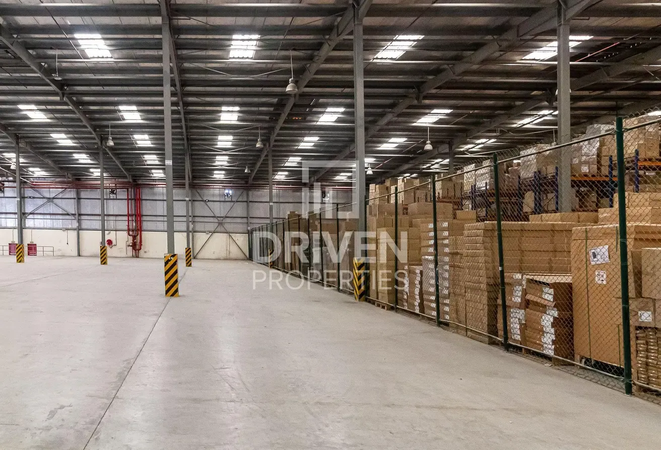 Well-managed Warehouse for Sale in Jafza