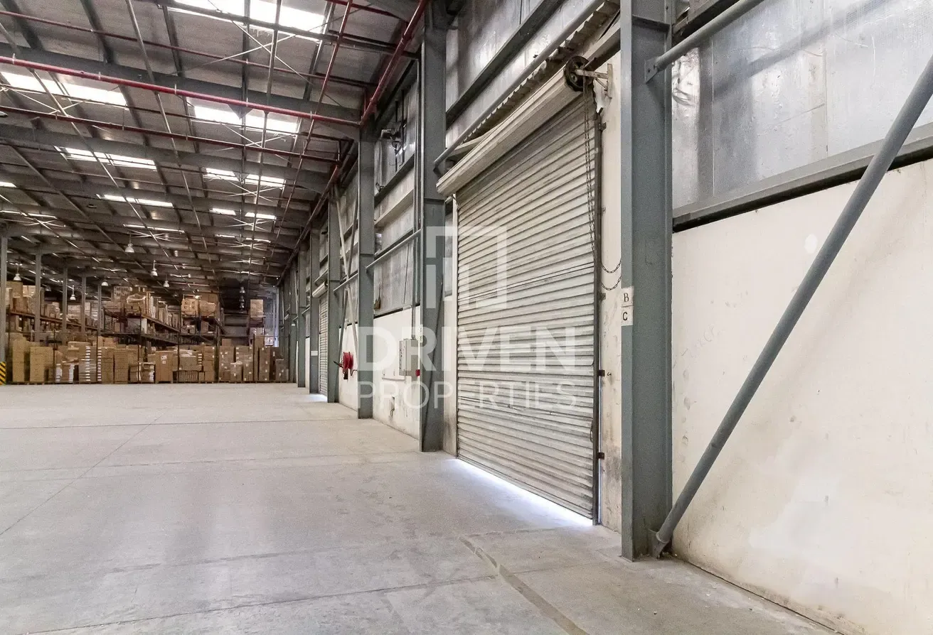 Well-managed Warehouse for Sale in Jafza
