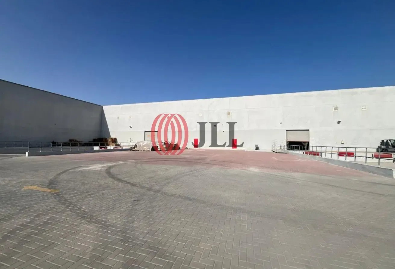 Fully Fitted | Premium Grade A Warehouse Facility