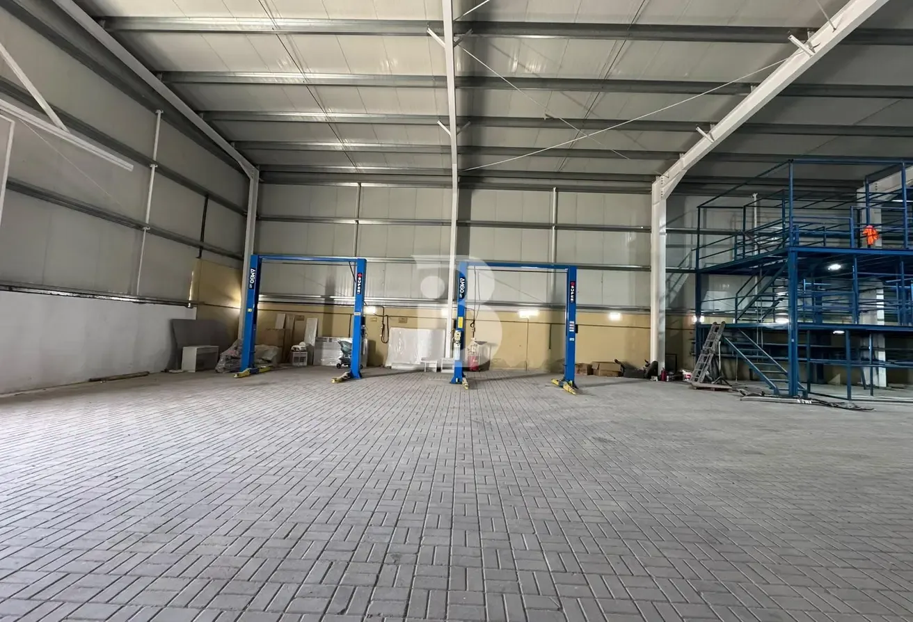 Factory Plot| 250-300 KWH | Prime Corner