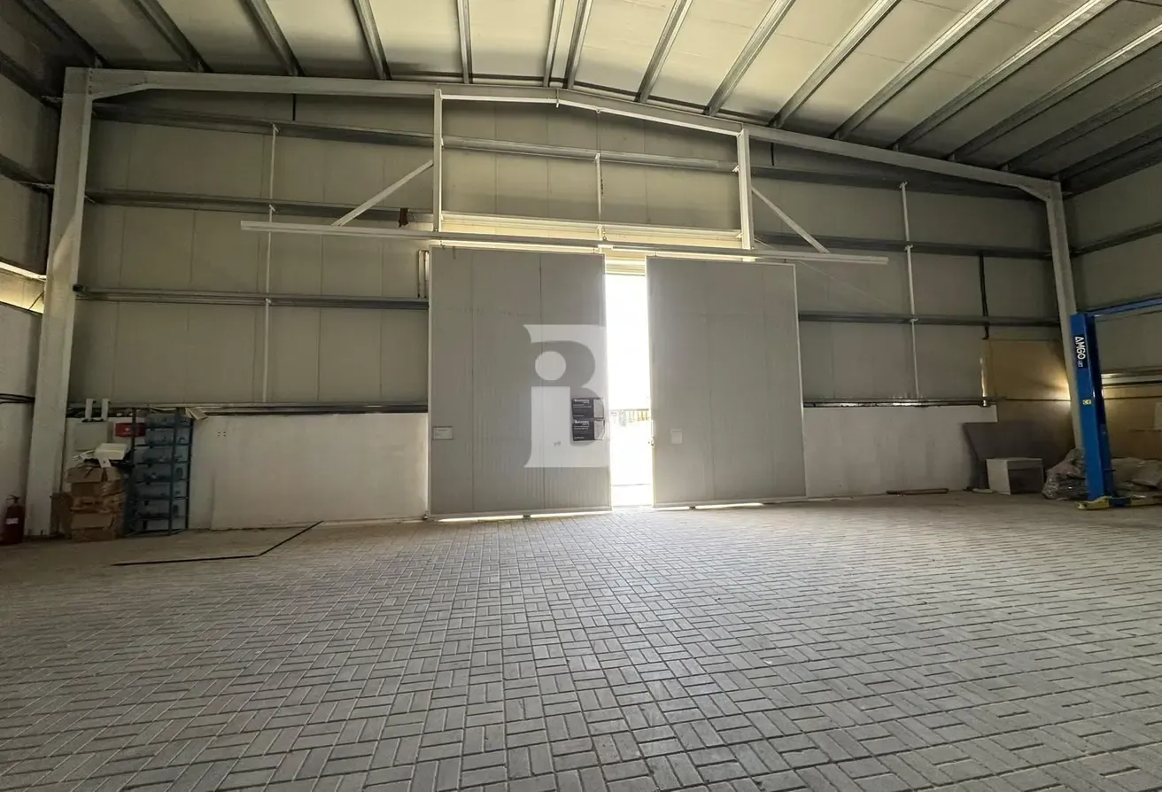 Factory Plot| 250-300 KWH | Prime Corner