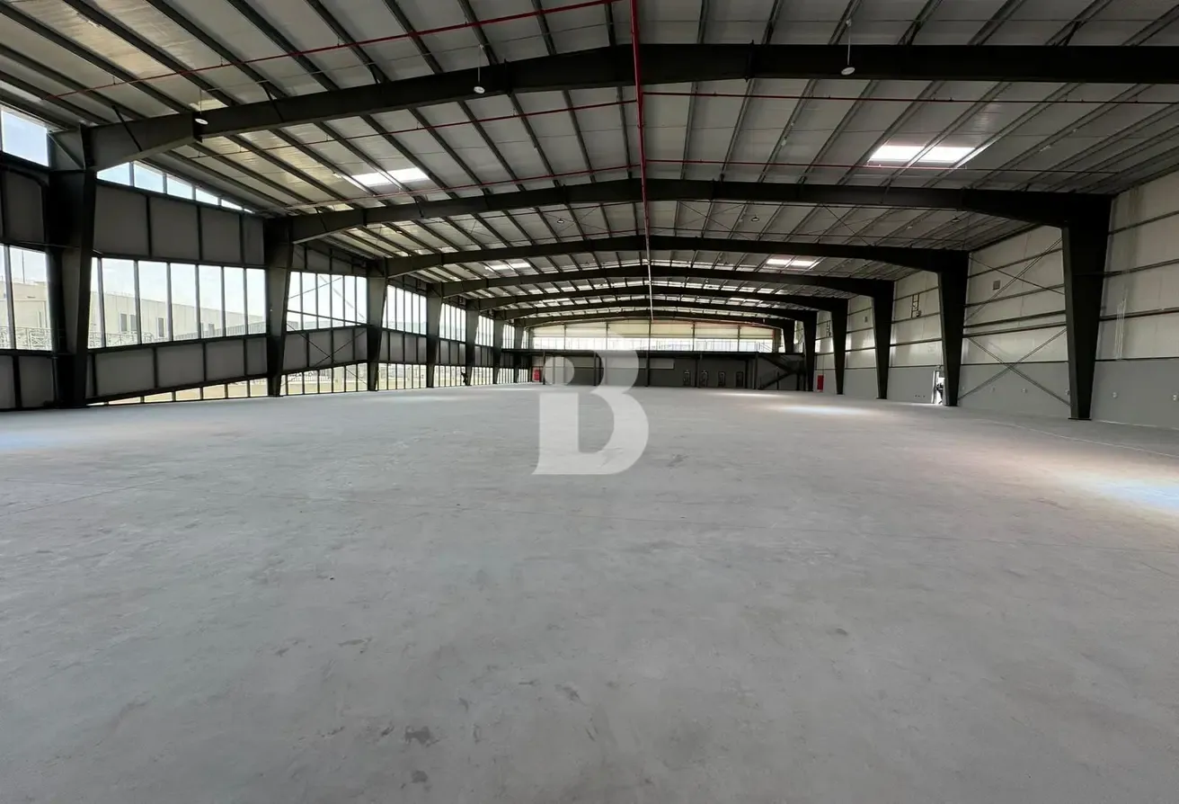 Vacant | Excellent Warehouse | 350 KW
