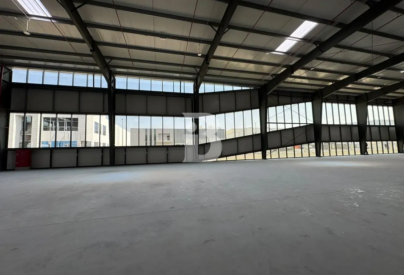 Vacant | Excellent Warehouse | 350 KW