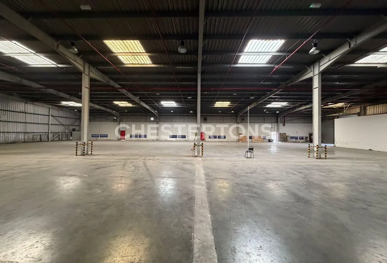 NO AGENTS | COLD STORAGE | 14 METER HEIGHT