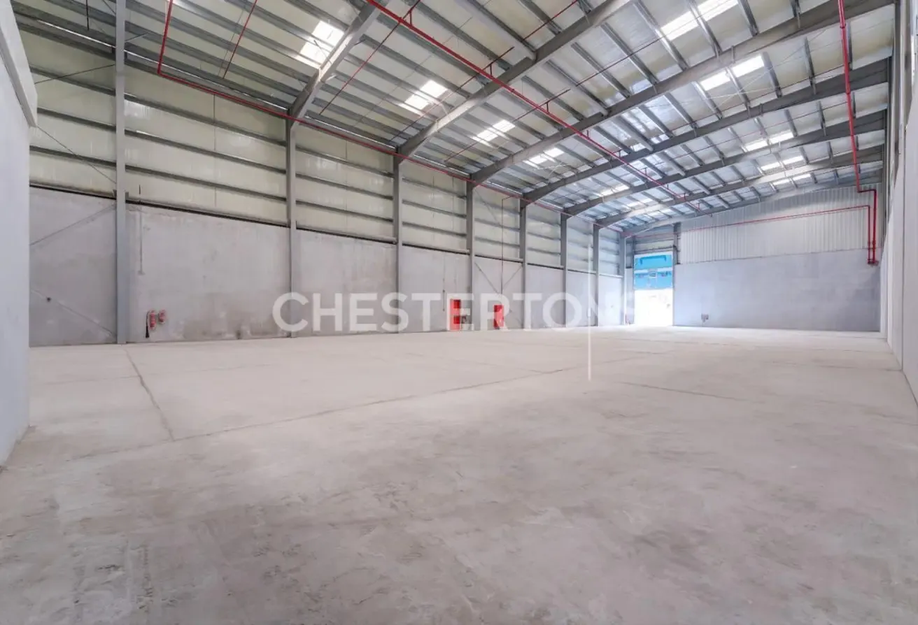 NO AGENTS | COLD STORAGE | 14 METER HEIGHT