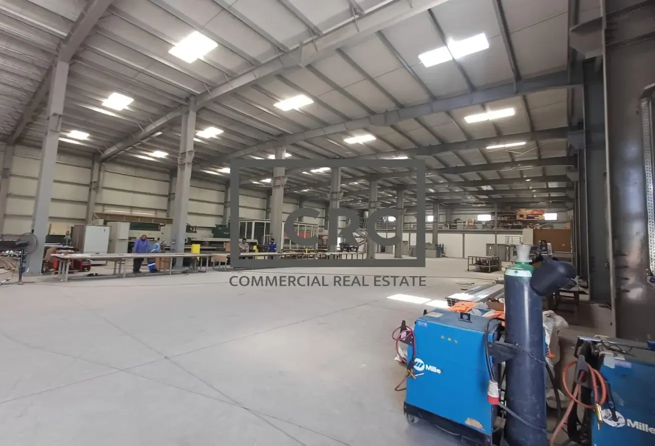 Prime location Warehouse| 250 KW| 6 bays | 5 mtrs