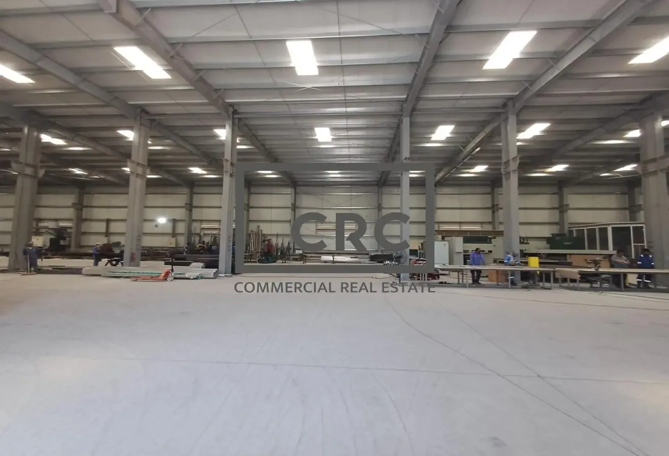 Prime location Warehouse| 250 KW| 6 bays | 5 mtrs