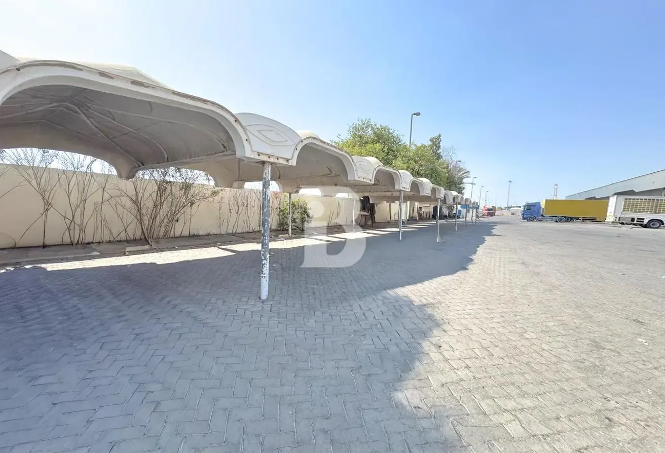 200K PLOT | TENANTED | 9% ROI | CLOSE TO PORT