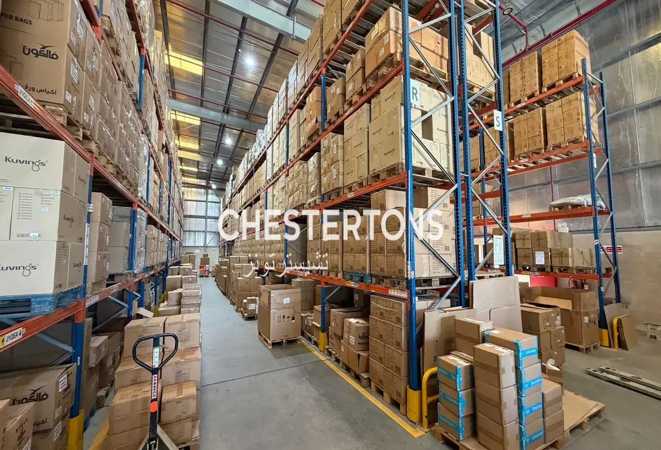 NO AGENT | WAREHOUSE FOR SALE IN JAFZA NORTH