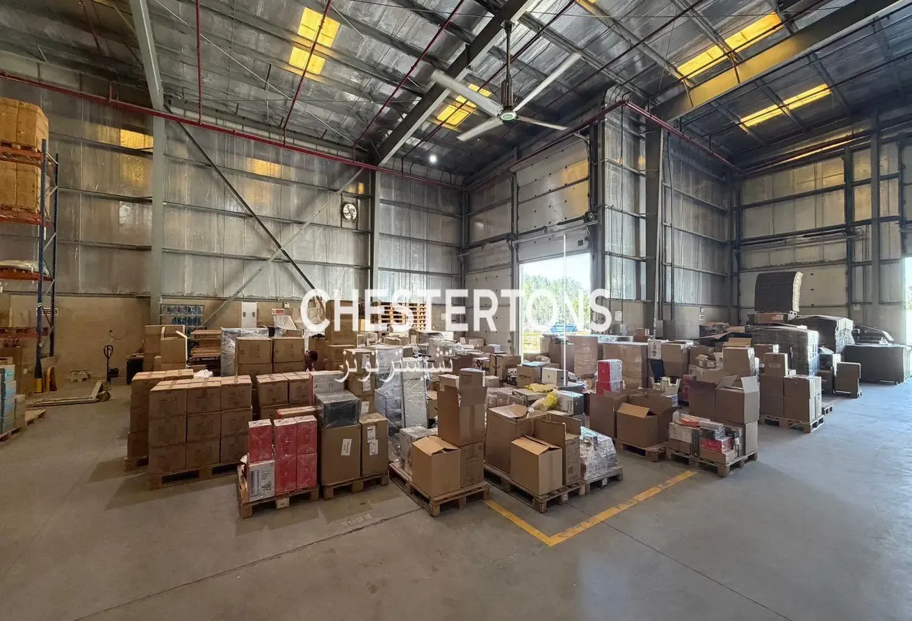 NO AGENT | WAREHOUSE FOR SALE IN JAFZA NORTH