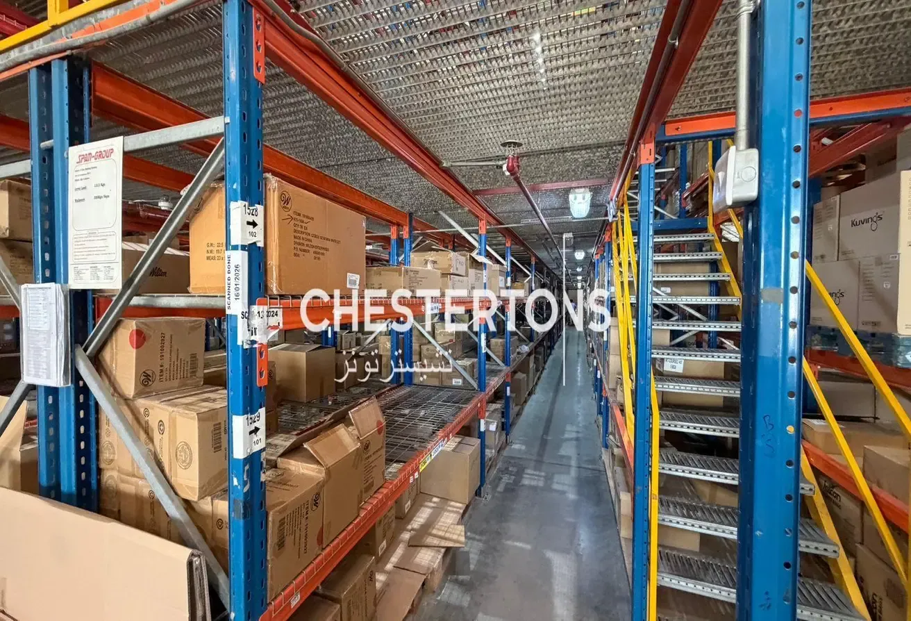 NO AGENT | WAREHOUSE FOR SALE IN JAFZA NORTH