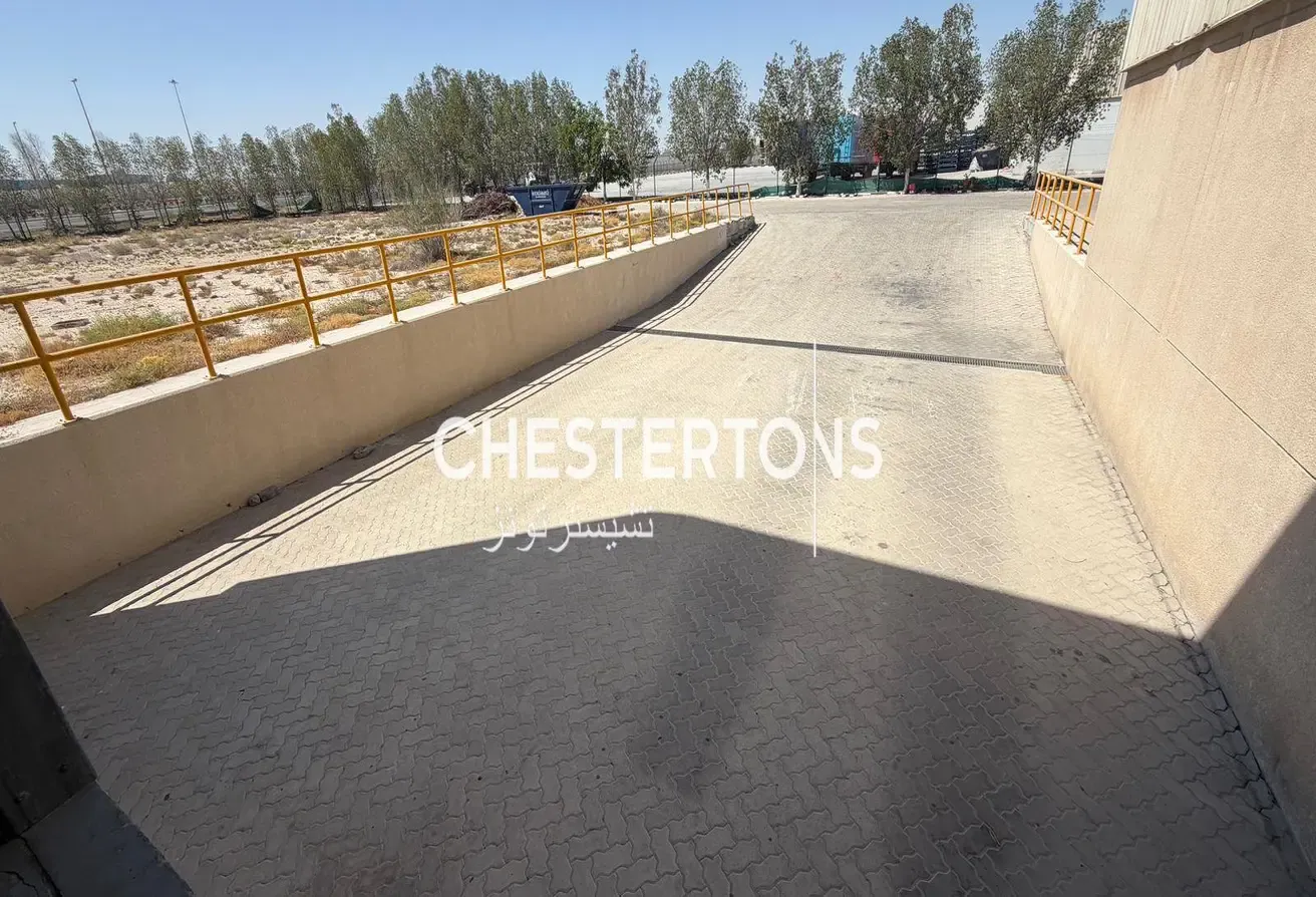 NO AGENT | WAREHOUSE FOR SALE IN JAFZA NORTH