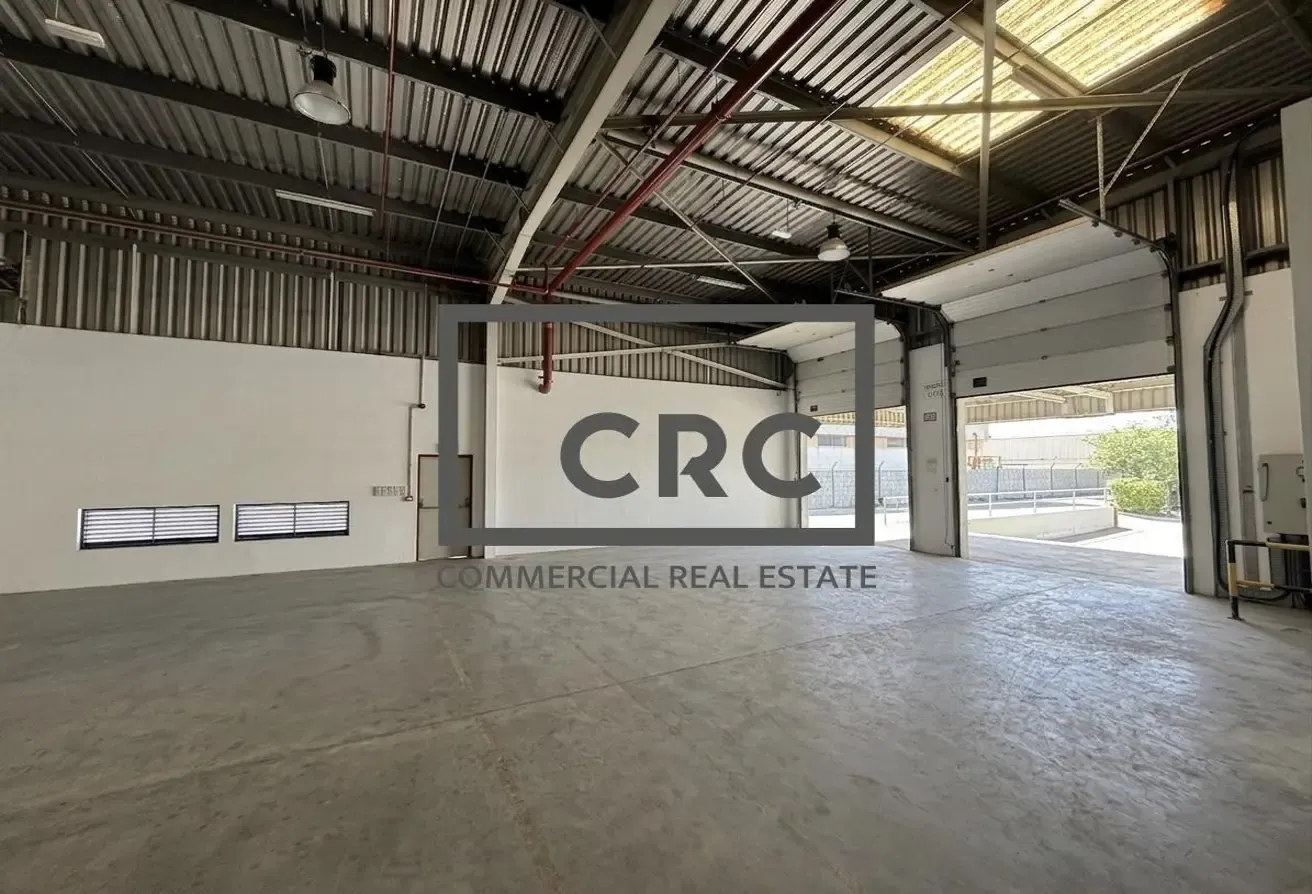 65,000 sqft | Logistics Warehouse | 4 Loading Bays