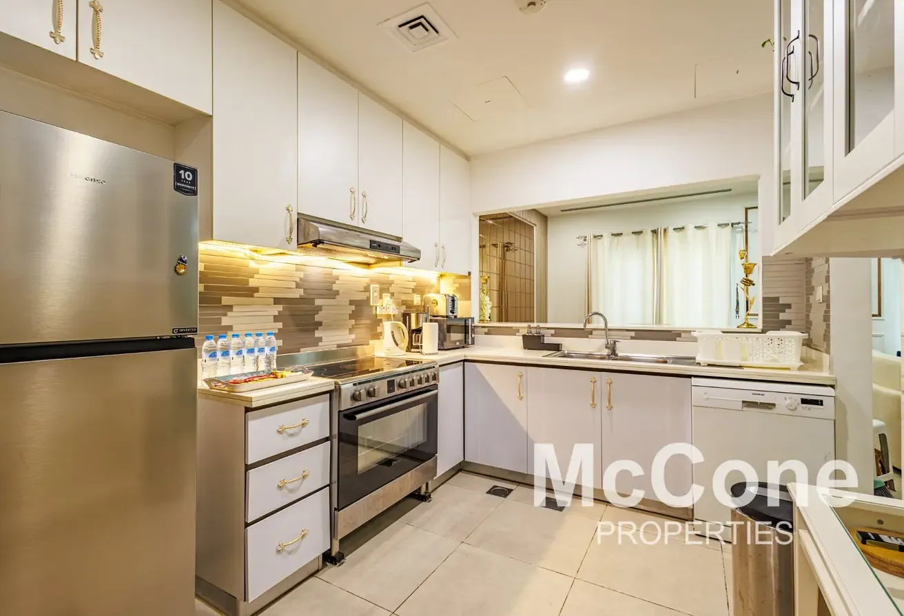 Contemporary | Bright | Spacious