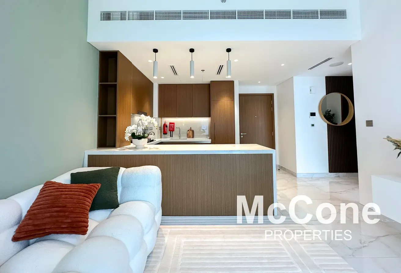 Fully Furnished | Brand New | 6 cheques