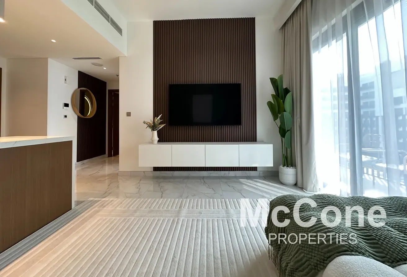 Fully Furnished | Brand New | 6 cheques