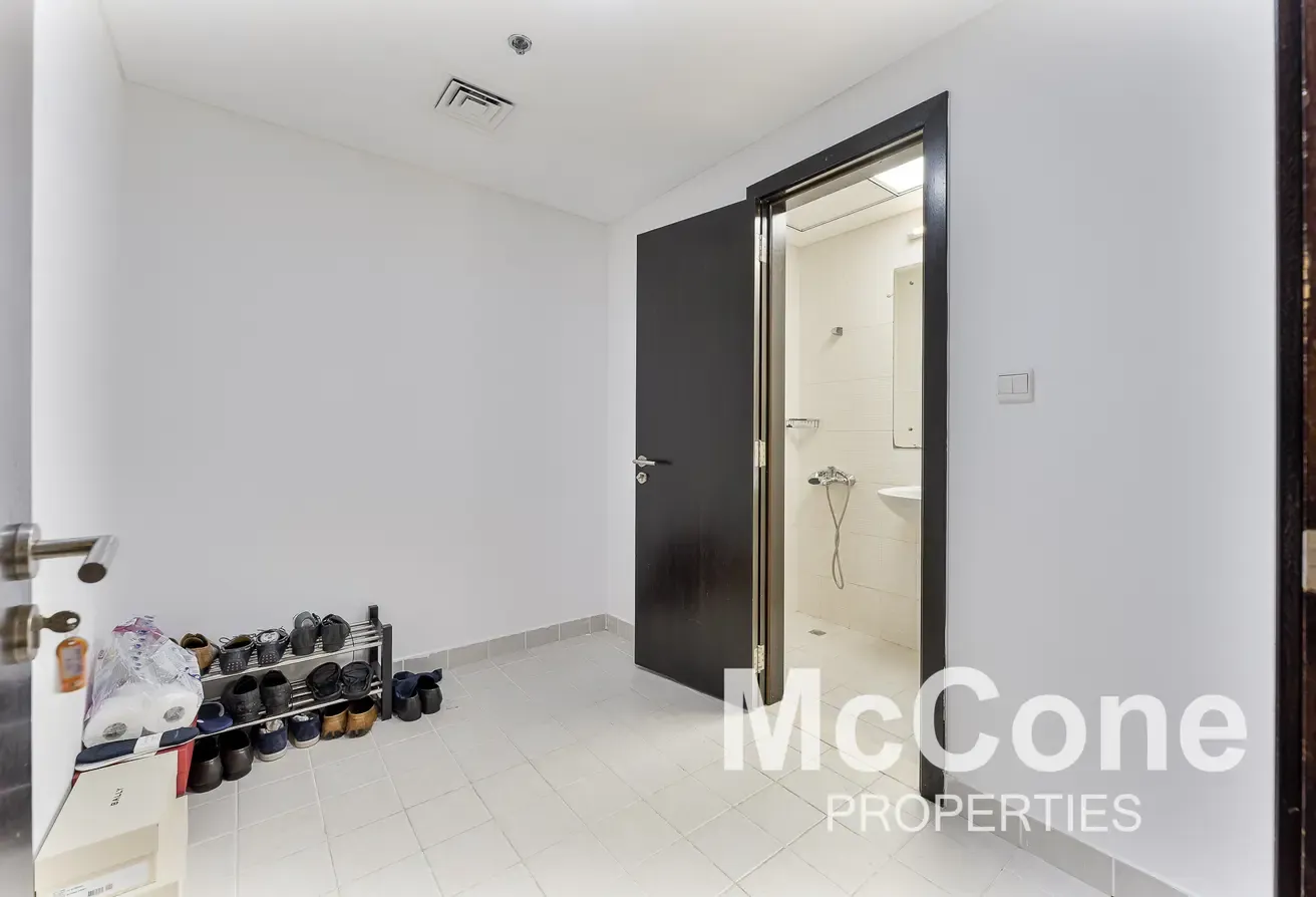 Spacious 2Bed+Maids | Metro Cluster | Chiller Free
