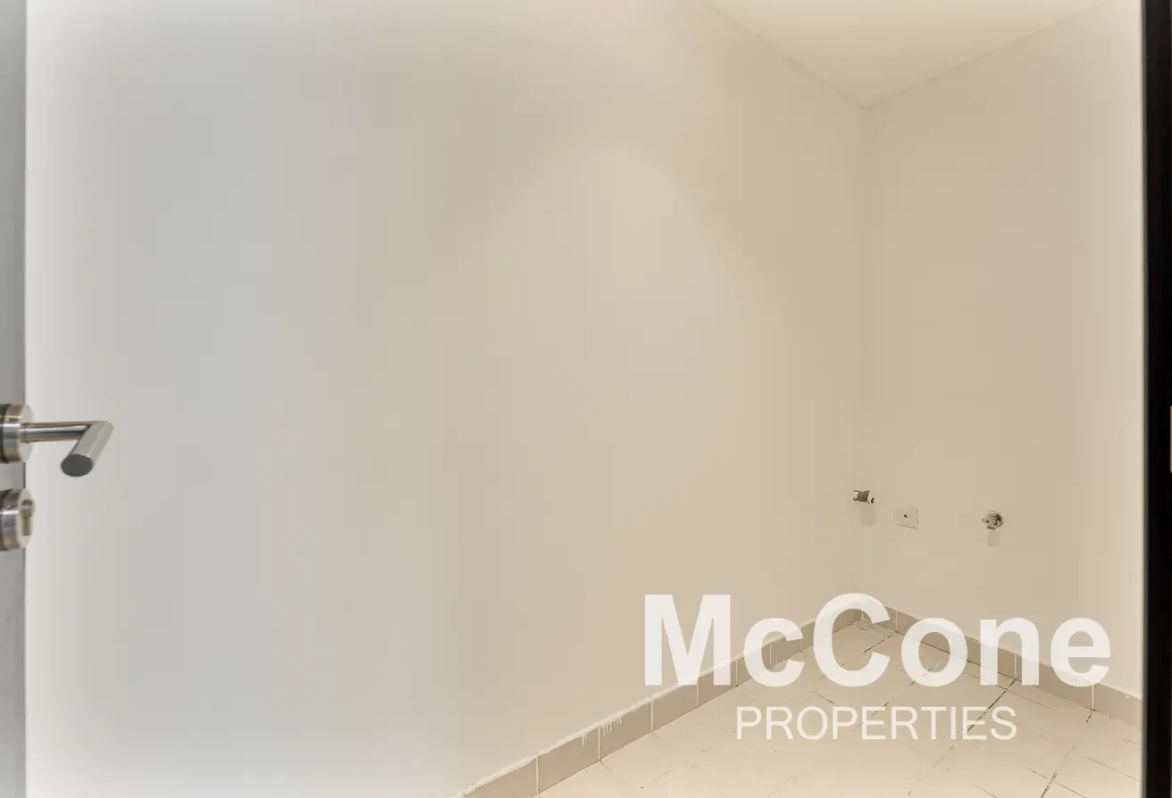 Spacious 2Bed+Maids | Metro Cluster | Chiller Free