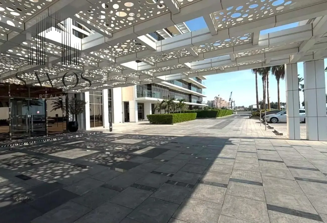 Luxury 2BR | Beach Access |  Semi Furnished